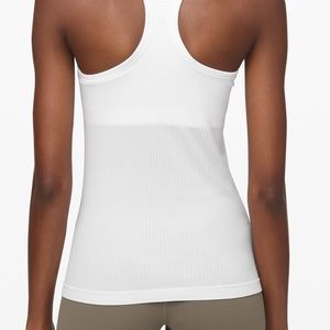 Lululemon Ebb to street tank with built in bra